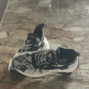 Steve Madden NY90 Tennis Shoes